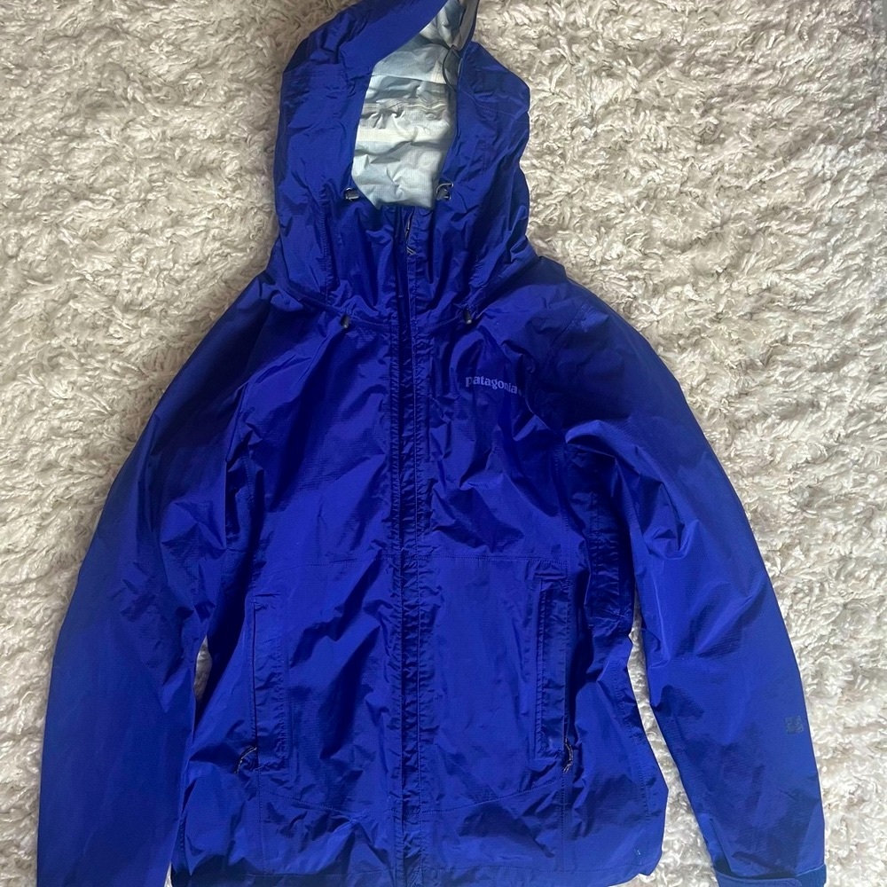 Patagonia Blue Hooded rain Jacket